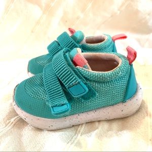 Cat & Jack athletic shoes